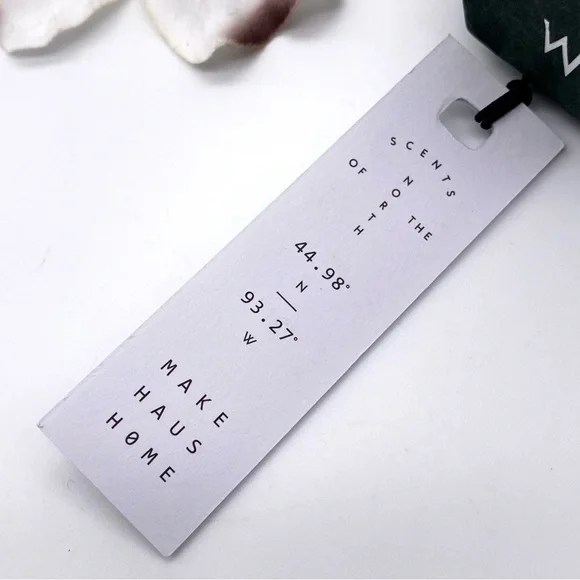 NWT Illume Frost & Fir Juniper Moss Bundled Glass Candle - Picture 9 of 15